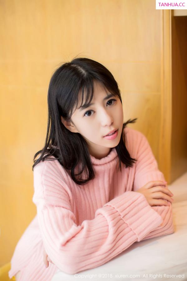 Ellie艾栗栗  温柔贴心护士艾栗栗 甜美清纯的粉色内衣第30张图片